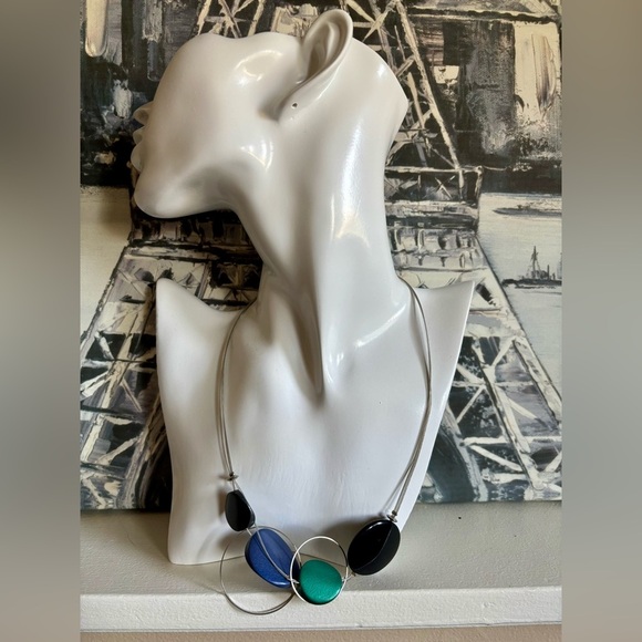 2/$15 - Modern Geometric Statement Necklace - Picture 3 of 7